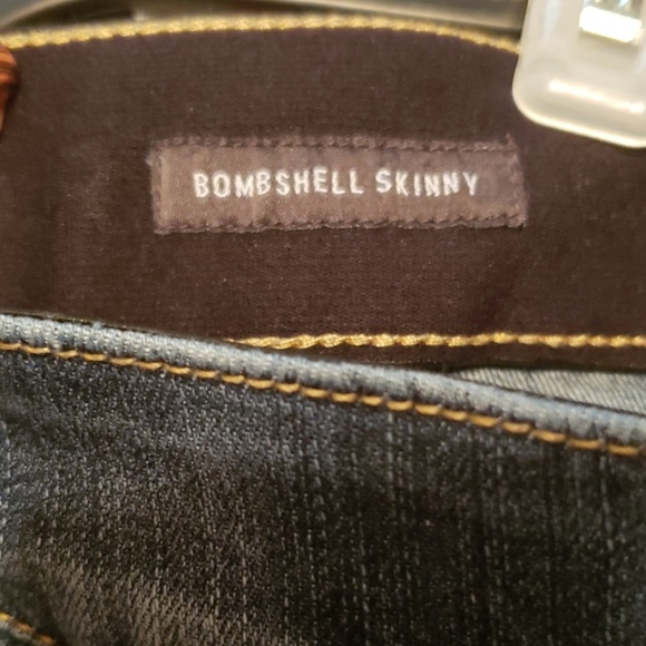 Jean's - Picture 4 of 5